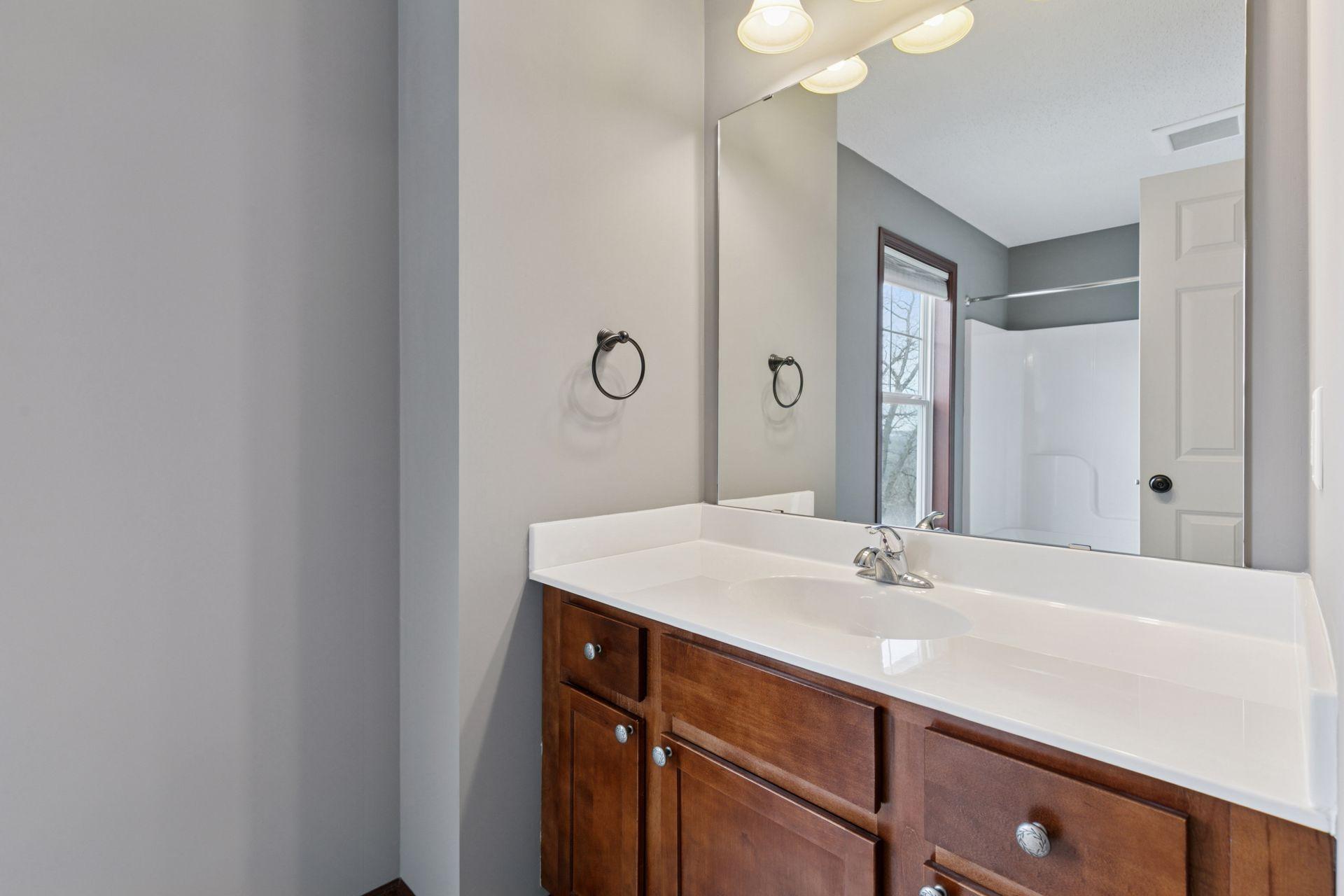 435 Stonewood Lane, Burnsville, Minnesota image 21