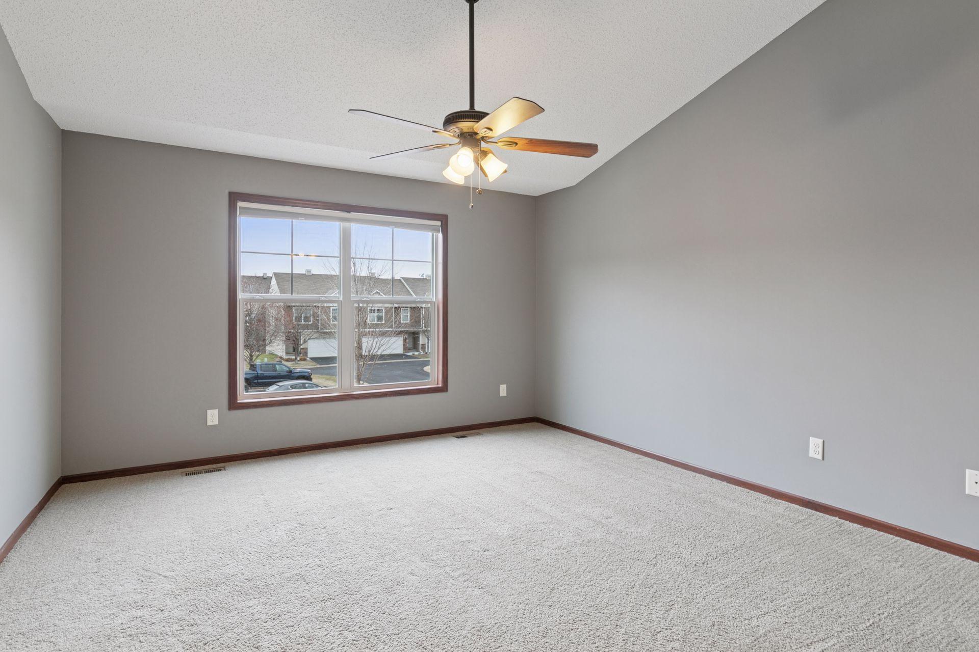 435 Stonewood Lane, Burnsville, Minnesota image 14