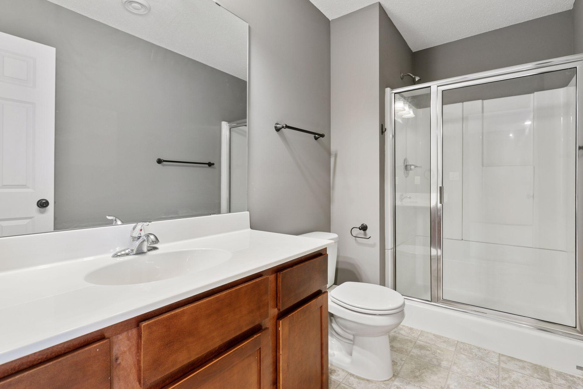 435 Stonewood Lane, Burnsville, Minnesota image 27