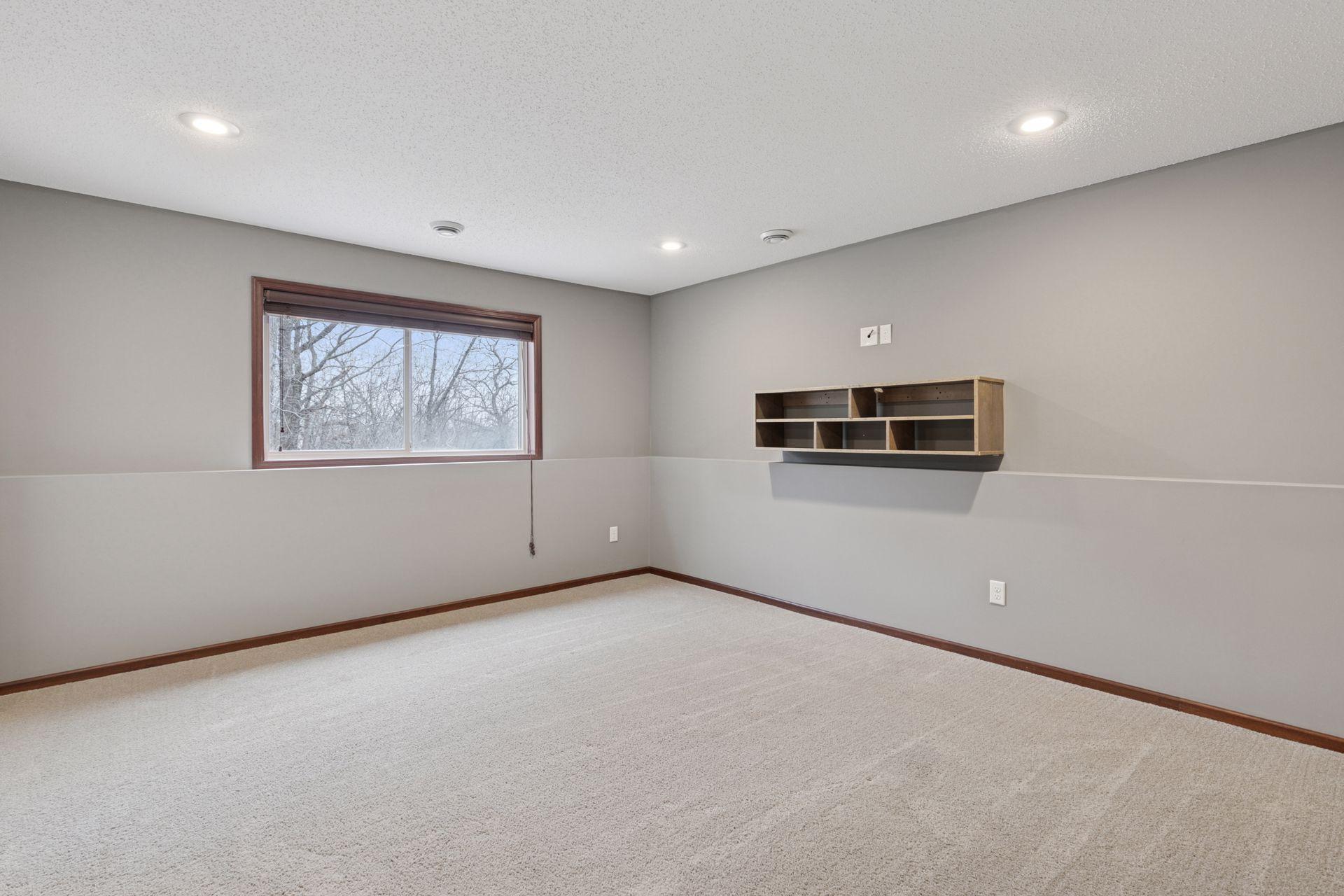 435 Stonewood Lane, Burnsville, Minnesota image 23