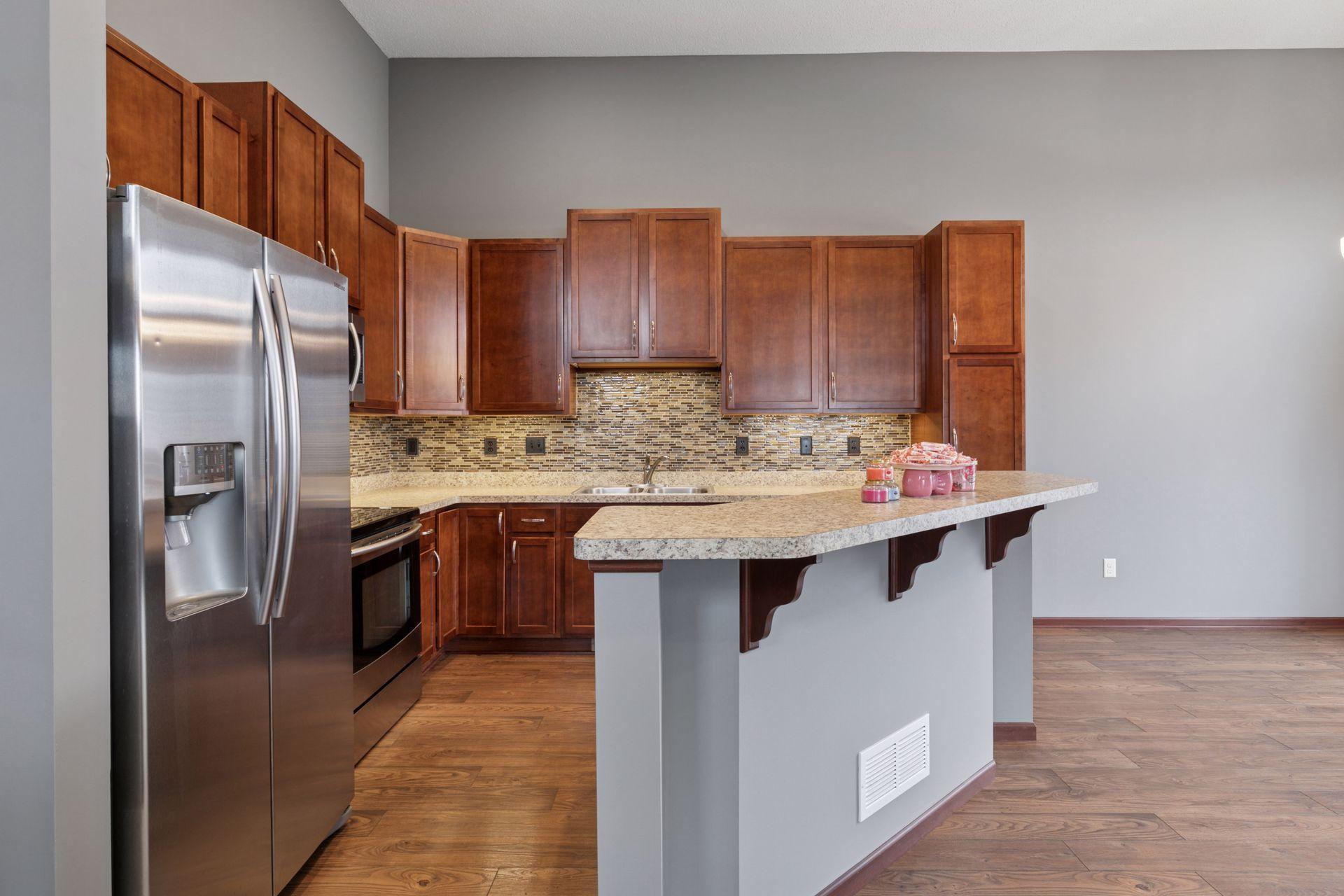 435 Stonewood Lane, Burnsville, Minnesota image 13