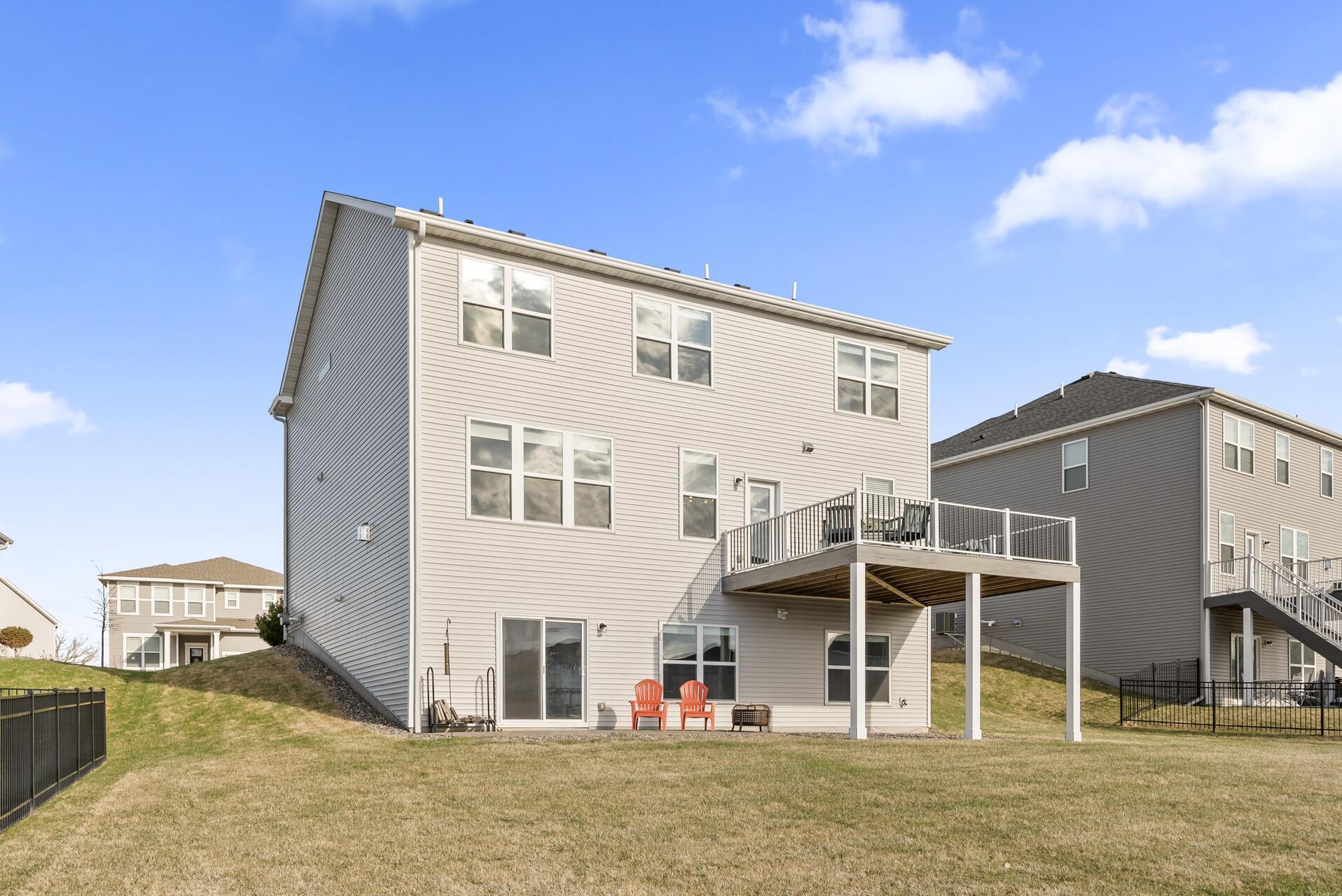 5639 Cheshire Lane, Plymouth, Minnesota image 43