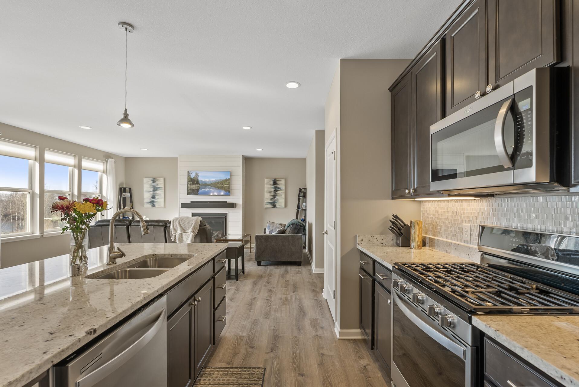 5639 Cheshire Lane, Plymouth, Minnesota image 16