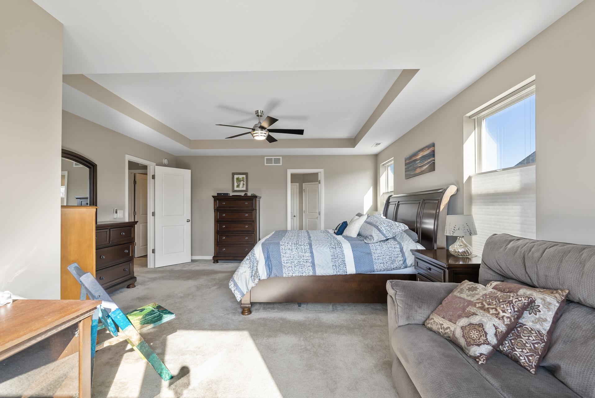 5639 Cheshire Lane, Plymouth, Minnesota image 28