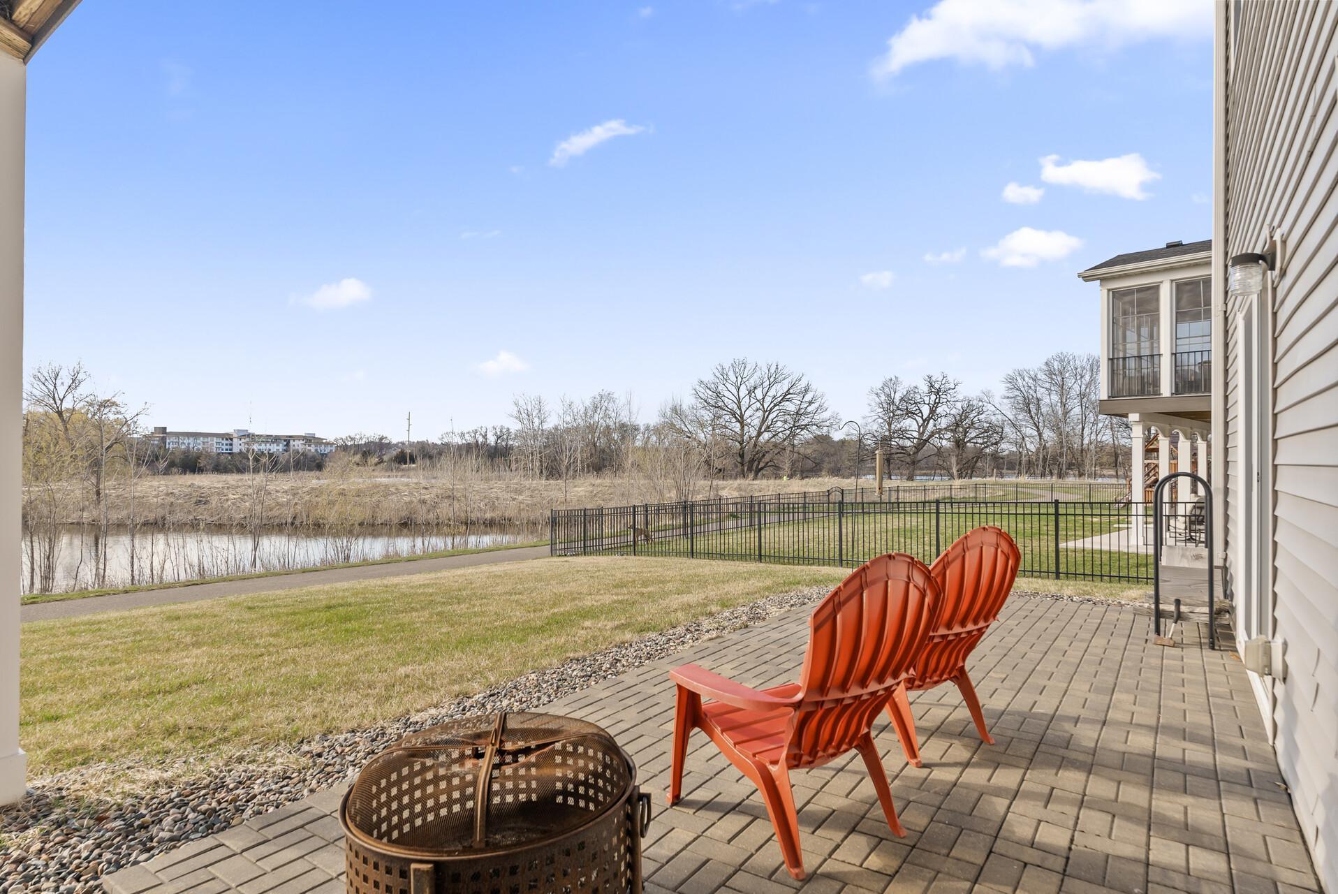 5639 Cheshire Lane, Plymouth, Minnesota image 49
