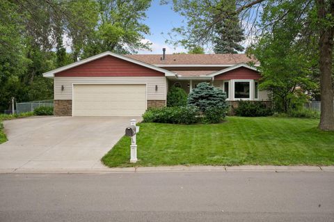 Homes For Sale - 11620 41st Avenue<br/> Hennepin County, Minneapolis, MN 55441