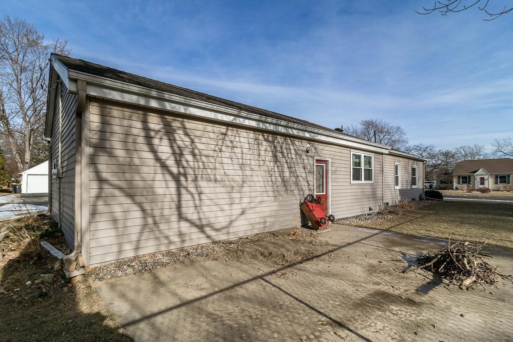 925 Center Street, North Mankato, Minnesota image 31