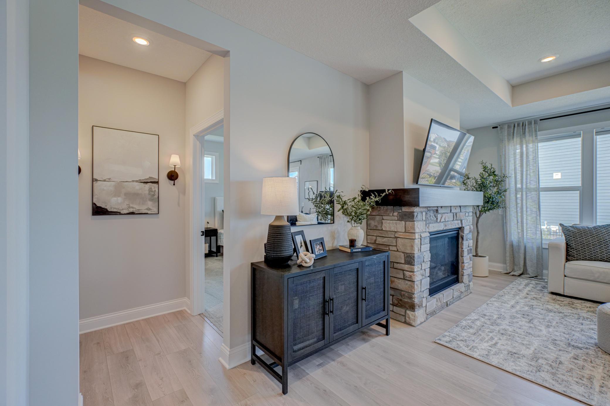 4860 Briarcroft Lane, Woodbury, Minnesota image 28