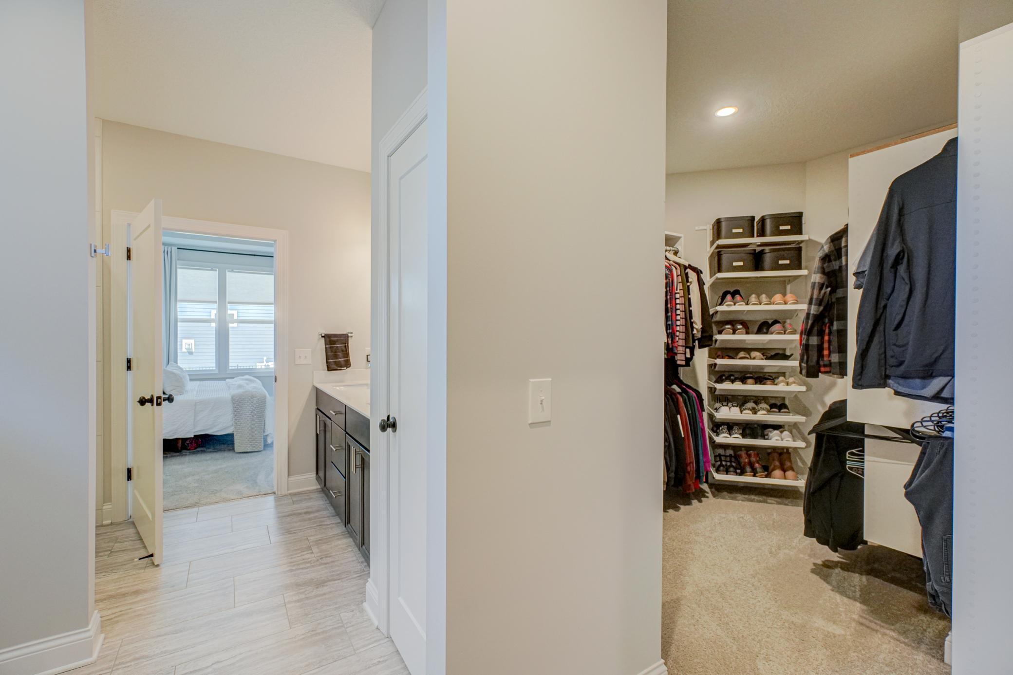 4860 Briarcroft Lane, Woodbury, Minnesota image 35