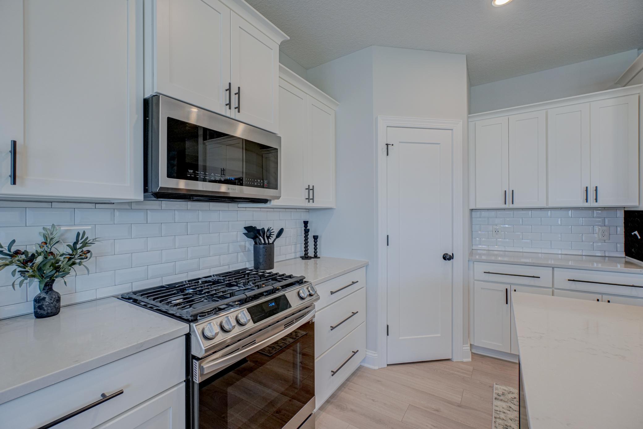4860 Briarcroft Lane, Woodbury, Minnesota image 22