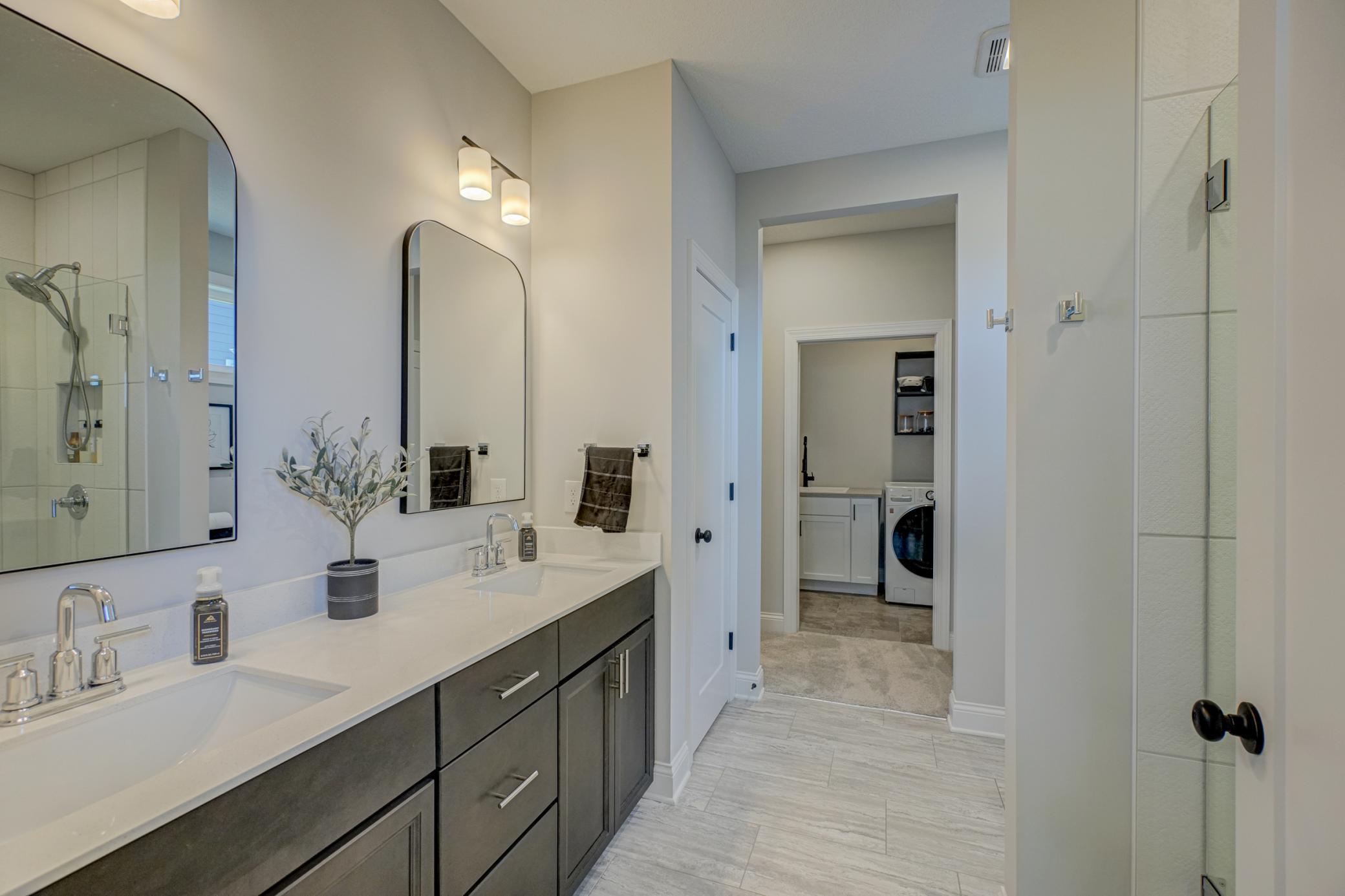 4860 Briarcroft Lane, Woodbury, Minnesota image 33