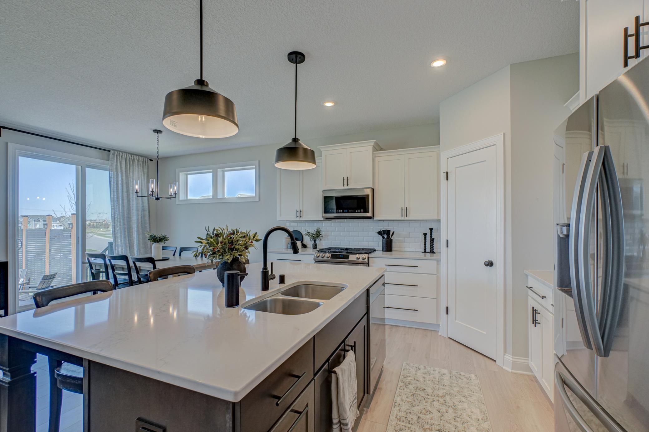 4860 Briarcroft Lane, Woodbury, Minnesota image 26