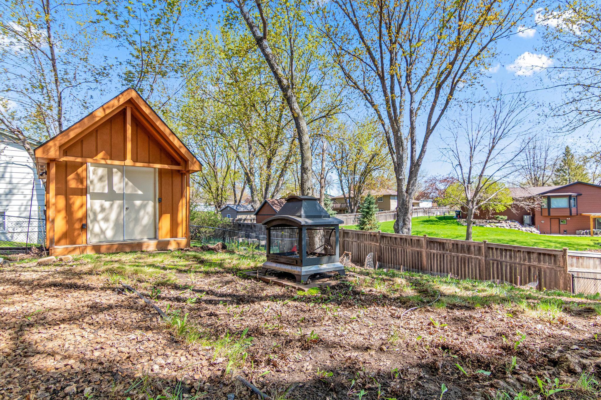 14790 Dundee Avenue, Saint Paul, Minnesota image 28