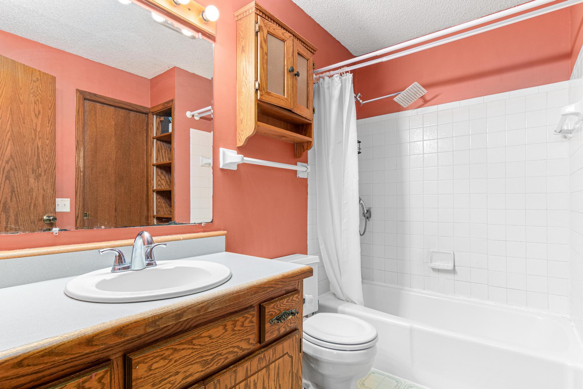 14790 Dundee Avenue, Saint Paul, Minnesota image 18