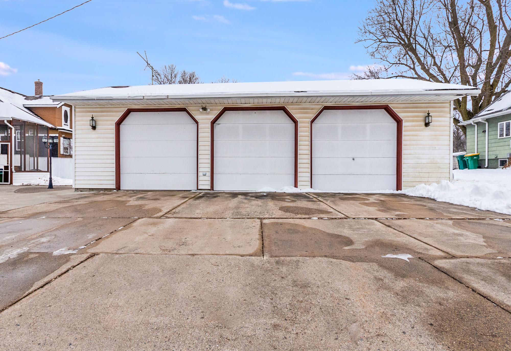 400 4th Street, Montgomery, Minnesota image 4