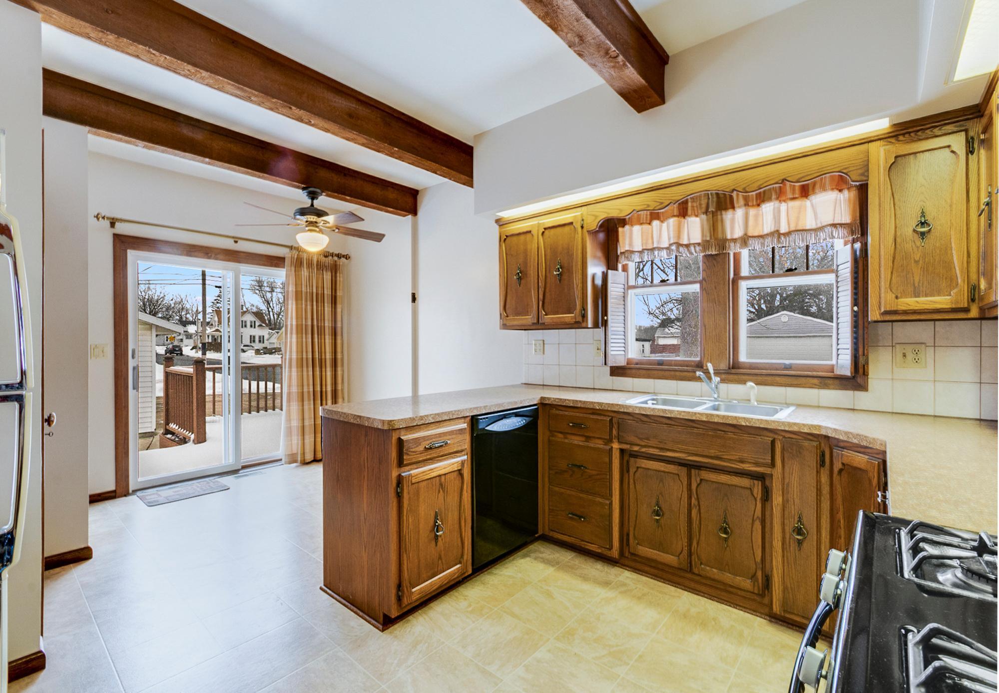 400 4th Street, Montgomery, Minnesota image 9