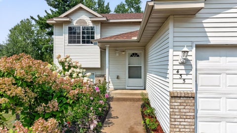 Homes For Sale - 435 8th Avenue<br/> Pine City, MN 55063