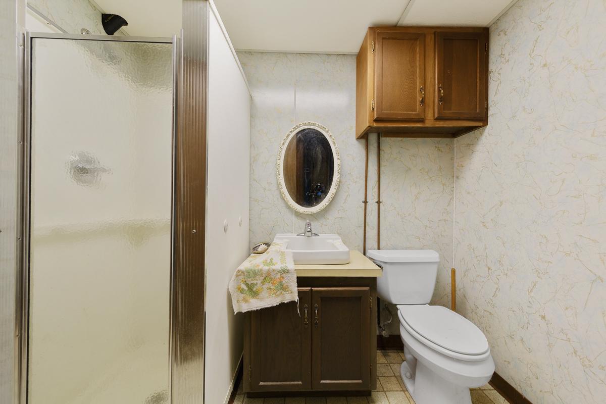 200 Half Moon Road, Wells, Minnesota image 38