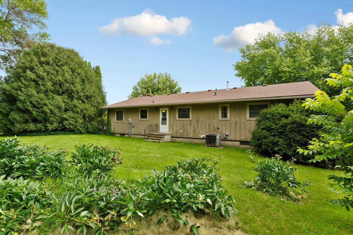 200 Half Moon Road, Wells, Minnesota image 6