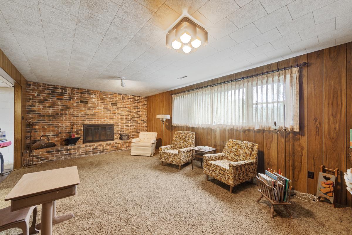 200 Half Moon Road, Wells, Minnesota image 36