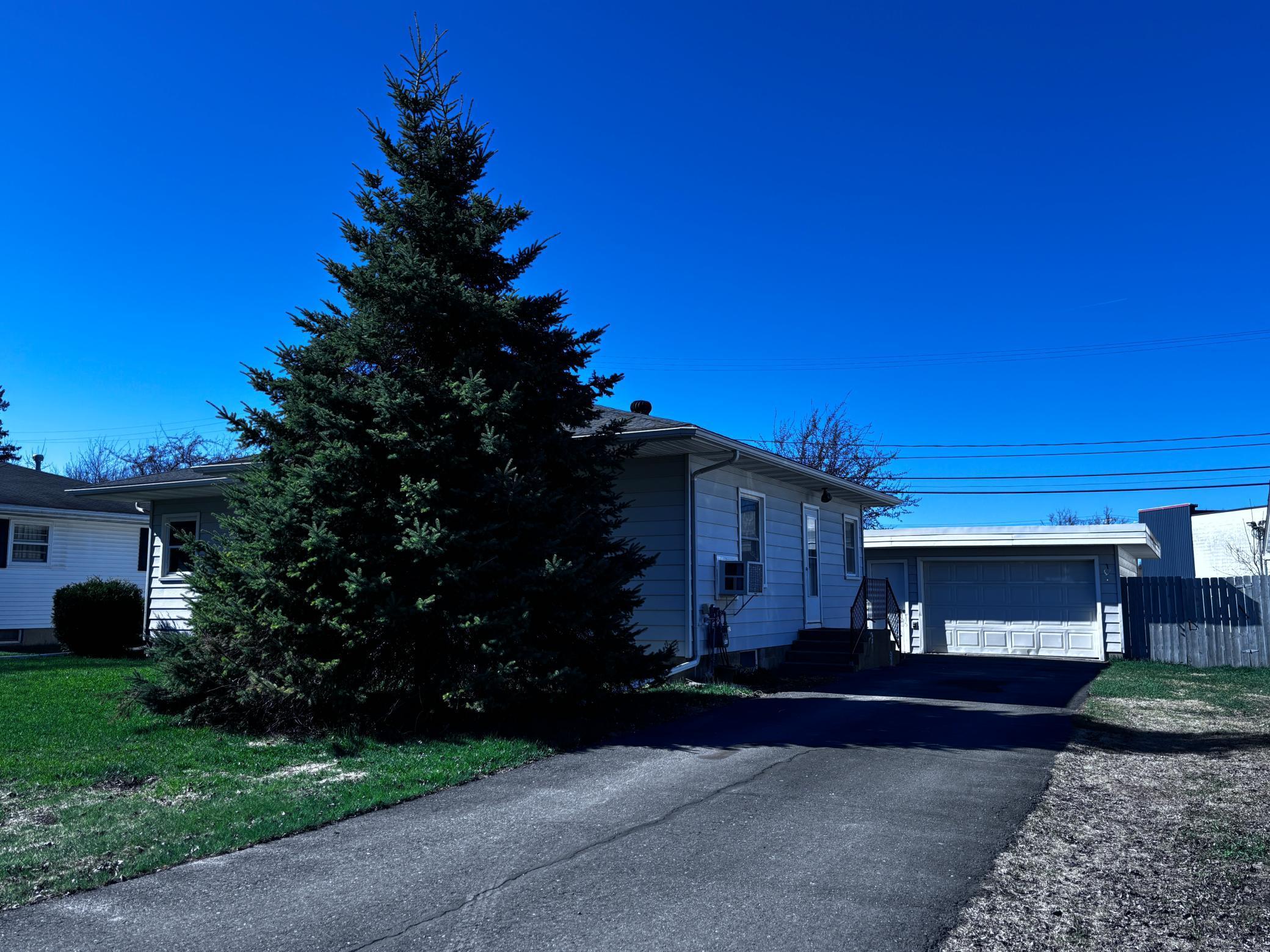 1310 Beyer Drive, International Falls, Minnesota image 2