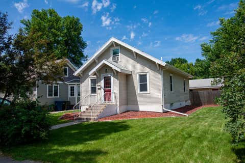 Homes For Sale - 102 W Beech Avenue<br/> Fergus Falls, MN 56537