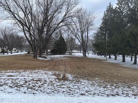 Vacant Land For Sale - 1000 24th Avenue<br/> Mower County, Austin, MN 55912