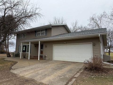 Homes For Sale - 175 30th Street<br/> Benson, MN 56215