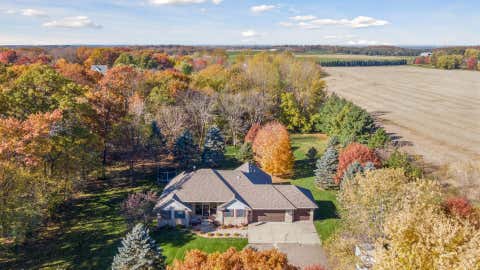 Homes For Sale - 582 Country Oaks Lane<br/> River Falls, WI 54022