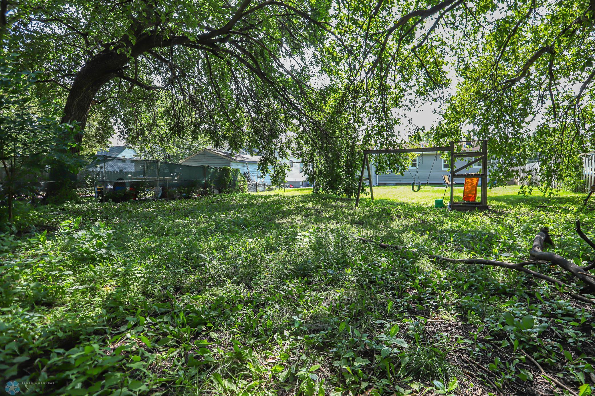 Fargo, North Dakota 58103, United States, 4 Bedrooms Bedrooms, ,1 BathroomBathrooms,Residential,Pending,46906