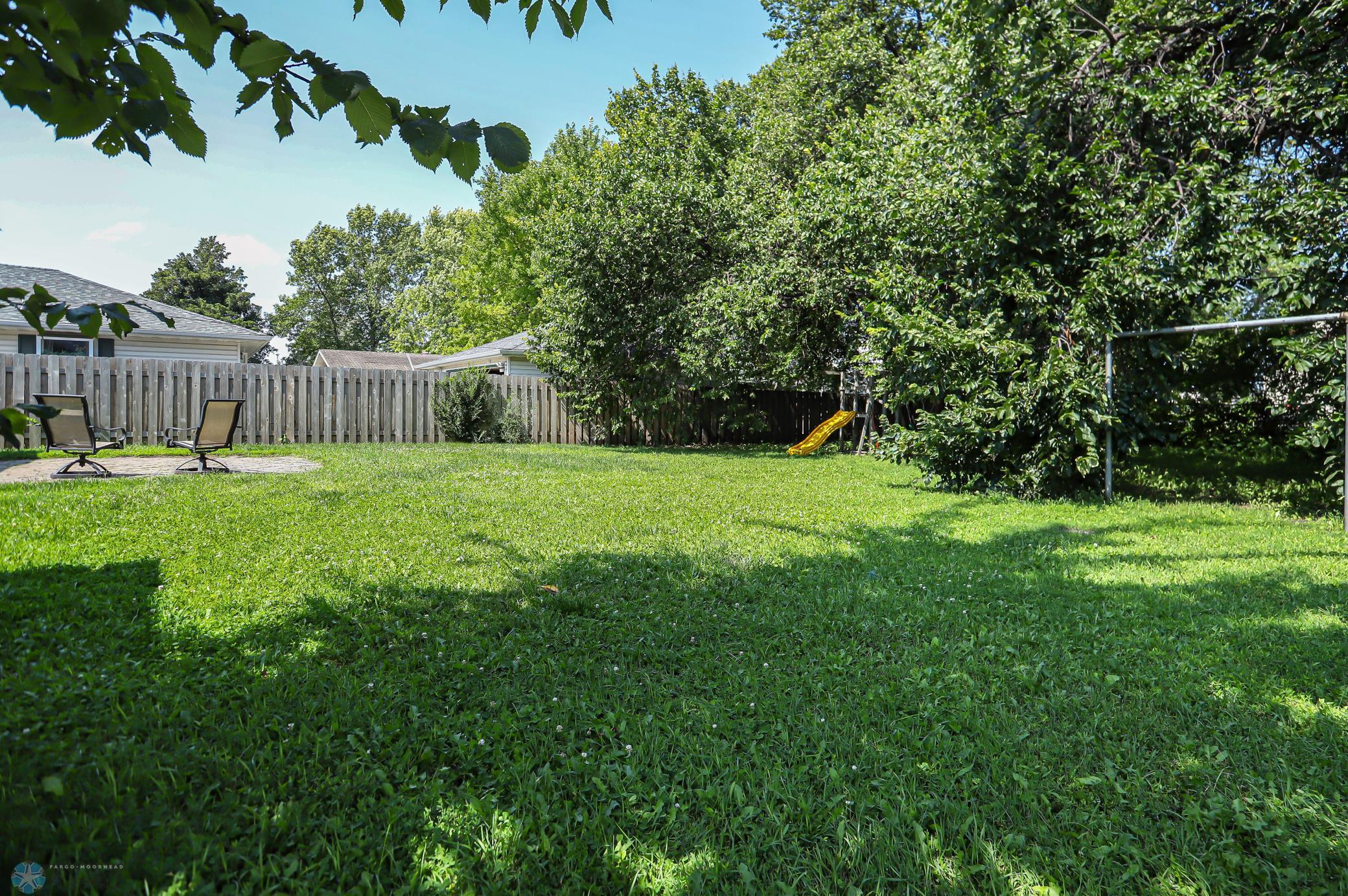 Fargo, North Dakota 58103, United States, 4 Bedrooms Bedrooms, ,1 BathroomBathrooms,Residential,Pending,46906