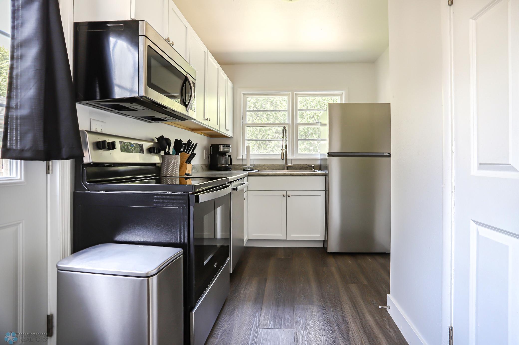 Fargo, North Dakota 58103, United States, 4 Bedrooms Bedrooms, ,1 BathroomBathrooms,Residential,Pending,46906