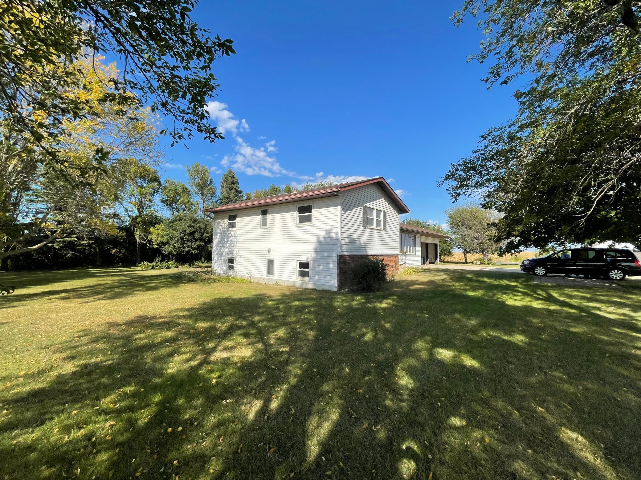 23637 Eagle Avenue, Lucan, Minnesota image 3