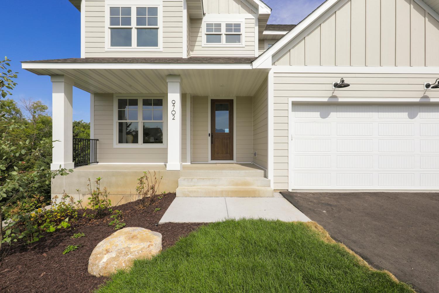 9702 Compass Pointe Court, Woodbury, Minnesota image 4