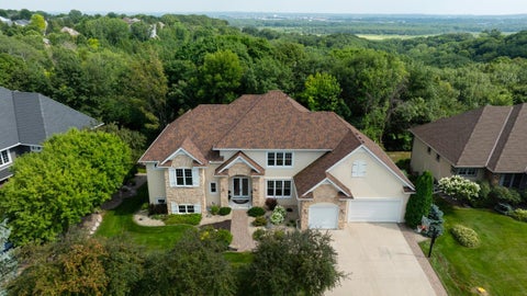 Homes For Sale - 19043 Vogel Farm Trail<br/> Eden Prairie, MN 55347