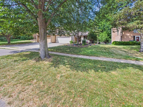 Townhouse For Sale - 14387 Embry Path<br/> Saint Paul, MN 55124