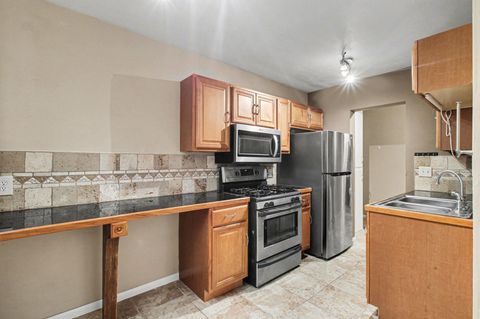 Condo For Sale - 3237 15th Avenue<br/> Minneapolis, MN 55407