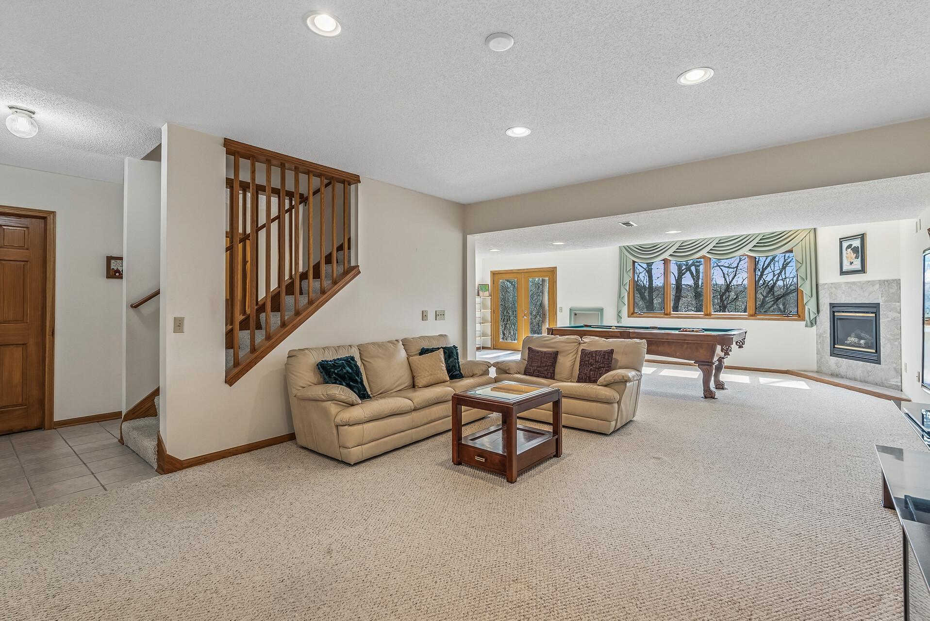 117 Geneva Boulevard, Burnsville, Minnesota image 27