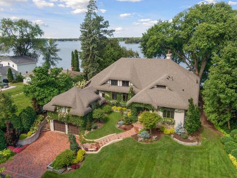 Homes For Sale - 4940 Meadville Street<br/> Excelsior, MN 55331