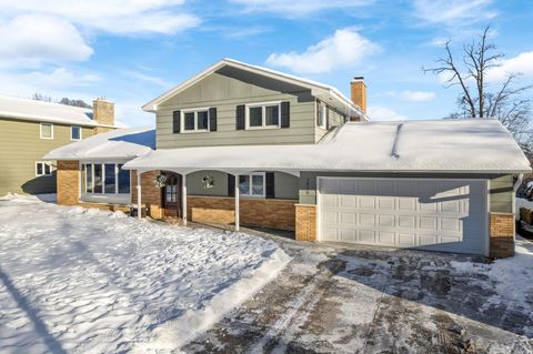 Homes For Sale - 1420 Heights Boulevard<br/> Winona County, Winona, MN 55987