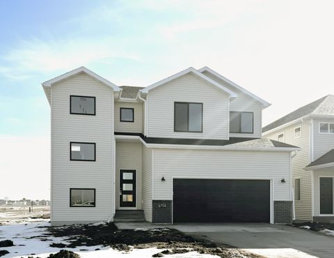 Homes For Sale - 6704 32 Street<br/> Cass County, Fargo, ND 58104