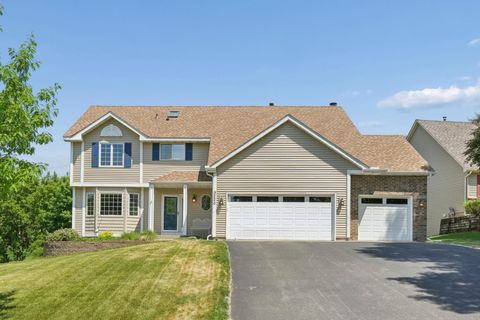 Homes For Sale - 9220 Hillside Trail<br/> Cottage Grove, MN 55016