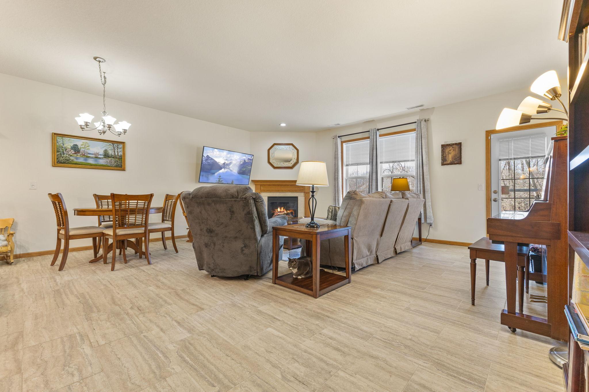 18386 Xerxes Street, Elk River, Minnesota image 10