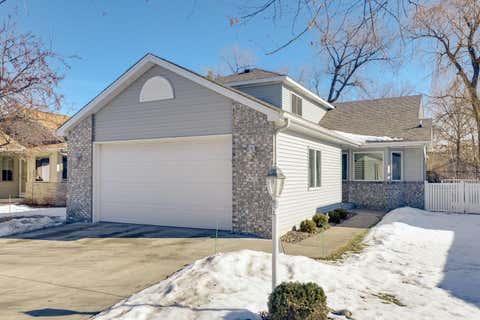 Townhouse For Sale - 5670 Heather Ridge Drive<br/> Saint Paul, MN 55126