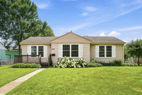 Homes For Sale - 928 2nd Avenue<br/> Scott County, Shakopee, MN 55379