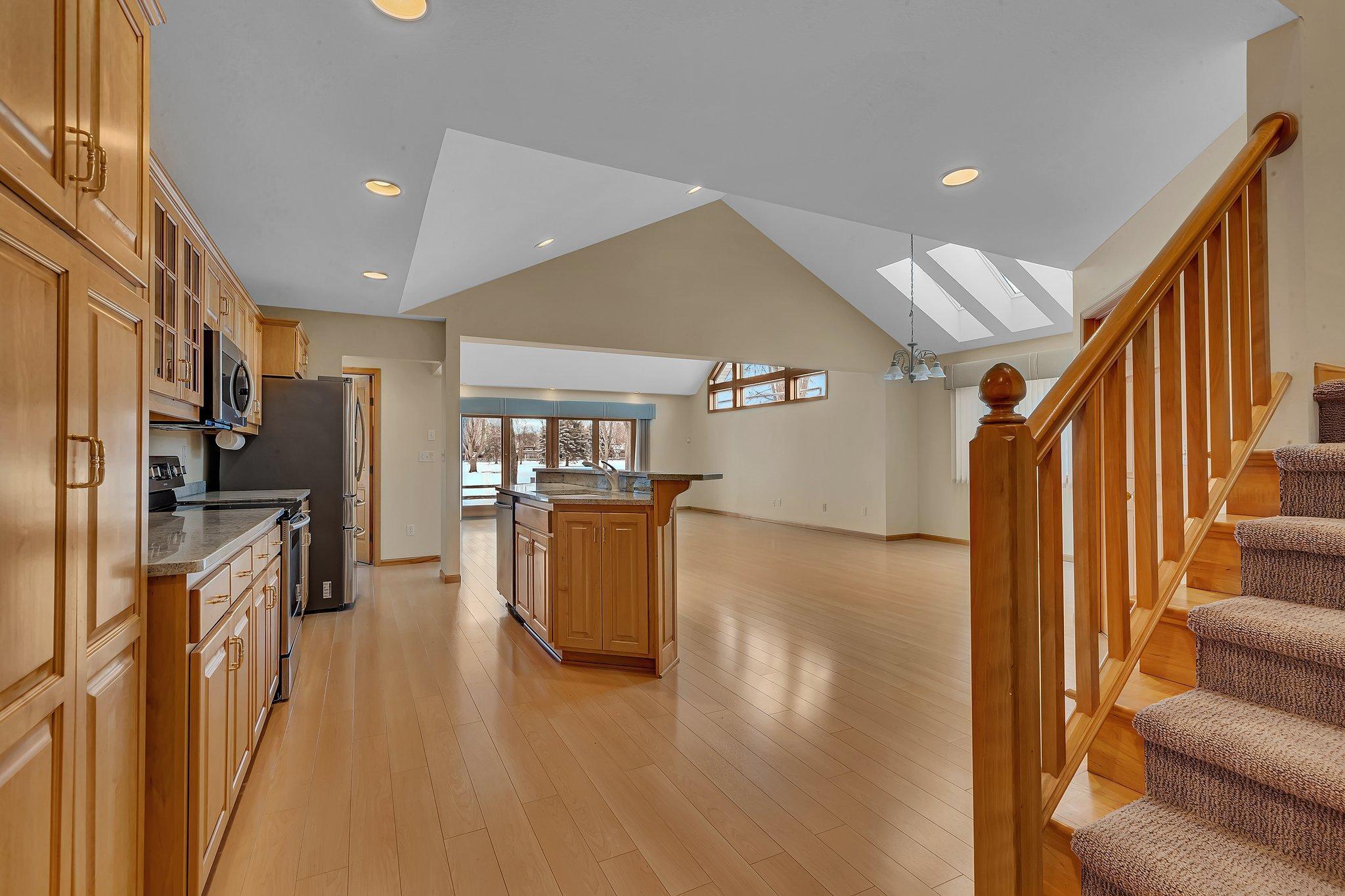 332 Waite Avenue, Saint Cloud, Minnesota image 4