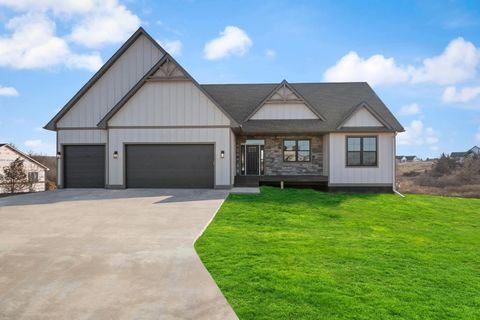 Apartment For Sale - 1199 60th Street St<br/> Hudson, WI 54016