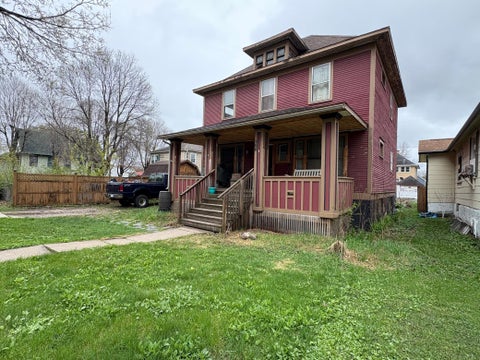 Homes For Sale - 306 7th St S St<br/> Virginia, MN 55792