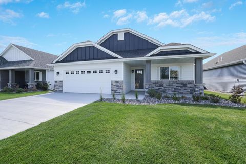 Townhouse For Sale - 13035 14th Ave S<br/> Sherburne County, Zimmerman, MN 55398