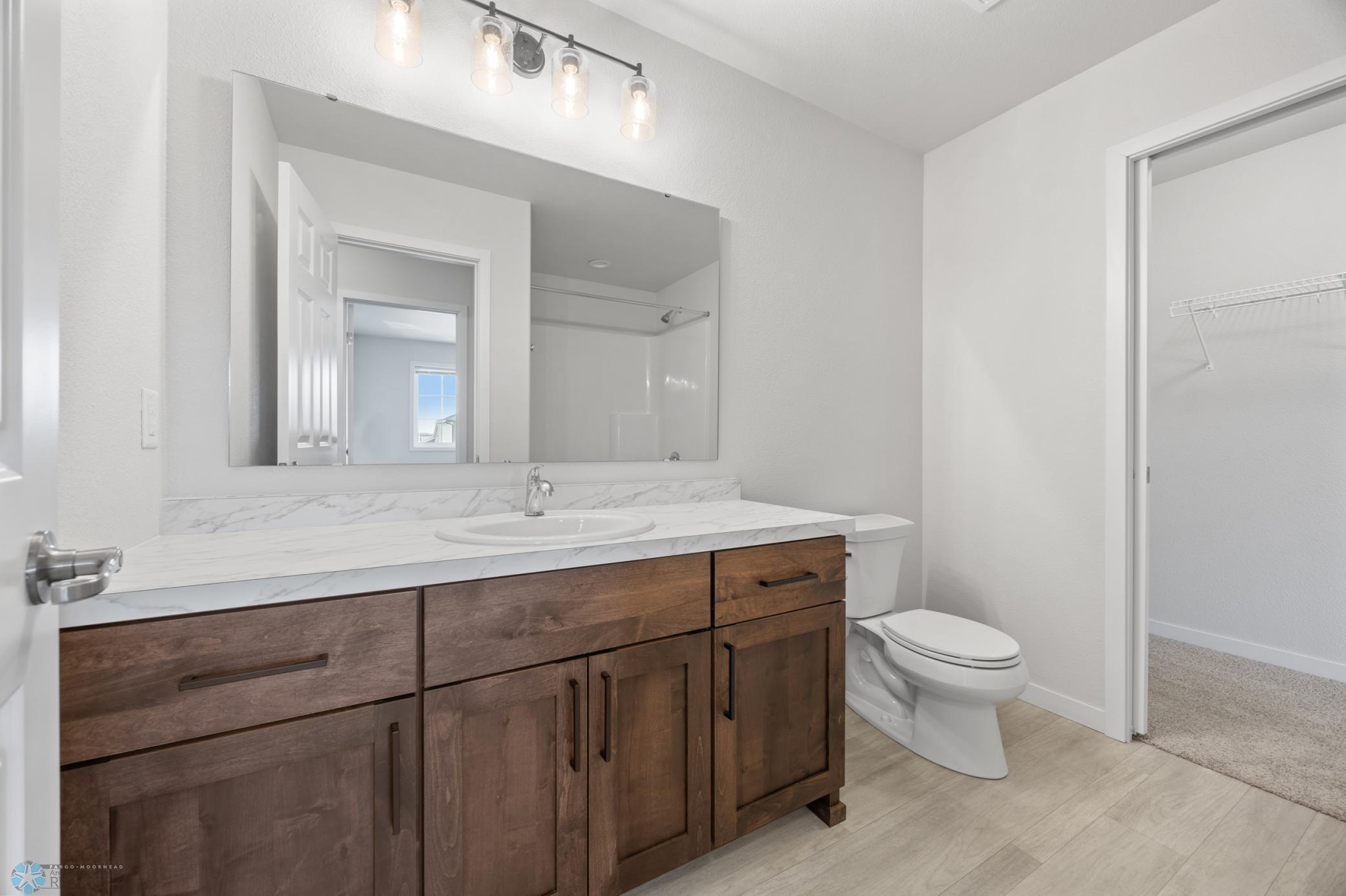 6059 8th Street, West Fargo, North Dakota image 14
